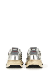 Dsquared2 men’s sneaker sprinter white in silver and beige with metallic heel tab and textured rubber sole back view
