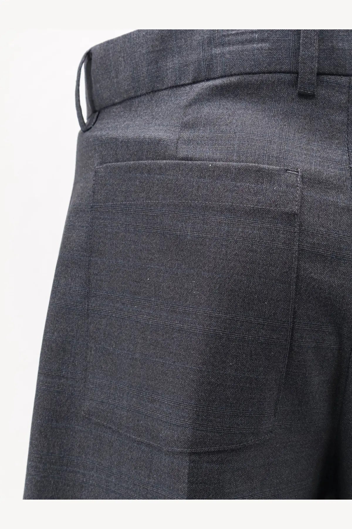DUNST Men's Pleated Check Wool Blend Bermuda Shorts Grey, view 3