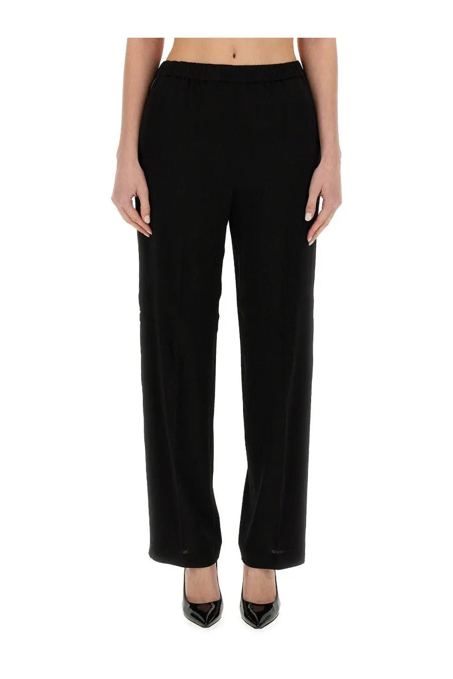 Fabiana Filippi women’s black viscose high-waisted trousers with smooth tailored fit and subtle front pleats