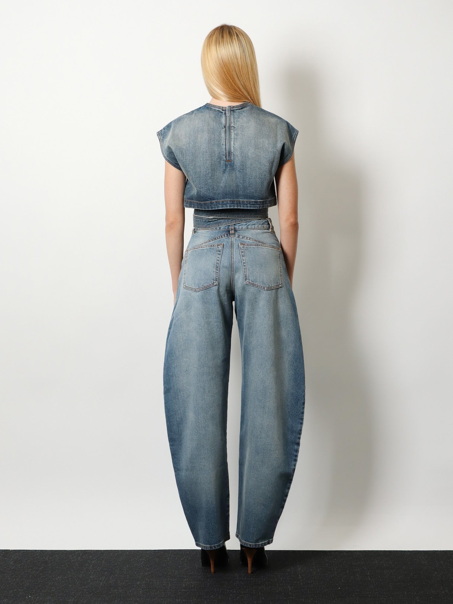 ALAÏA Women's Faded Blue Denim Jeans Blue