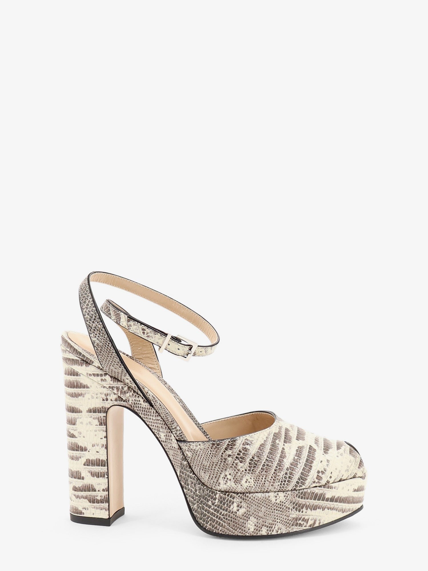 Fendi Women's Fendi After Leather Sandals PERGAMENACHIARO