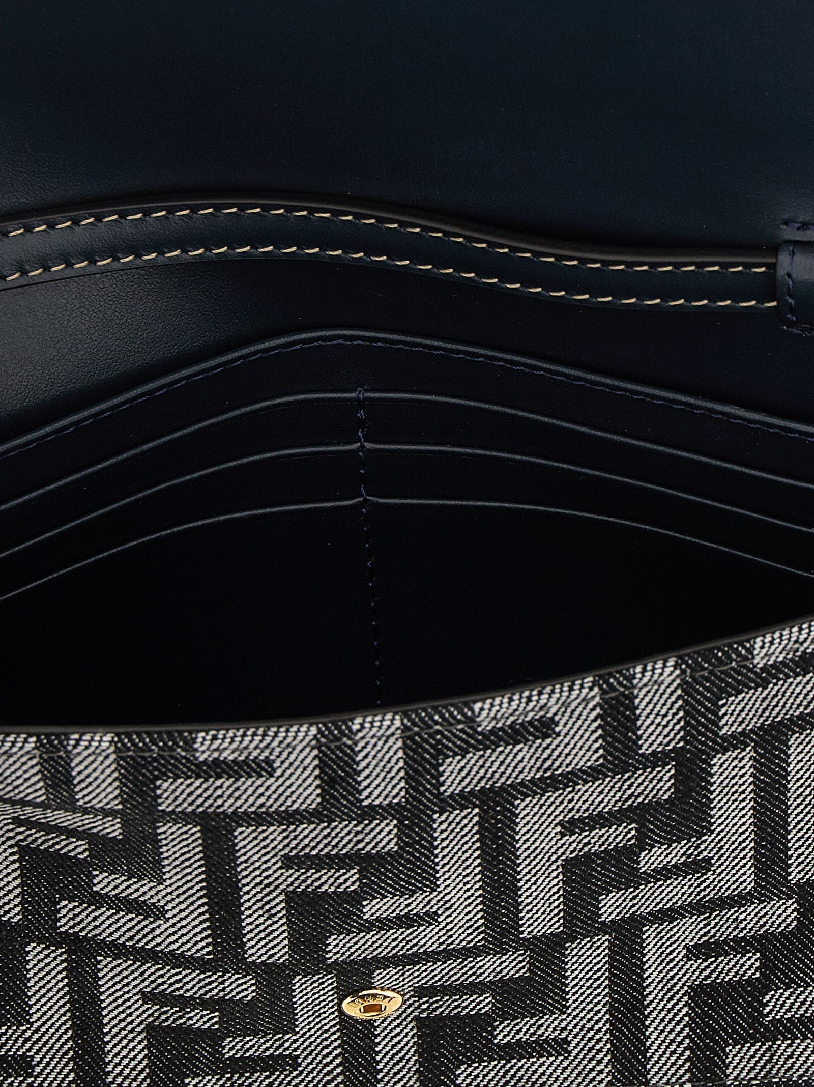 FENDI - FENDI - ’Baguette’ chain wallet - Women’s Accessories