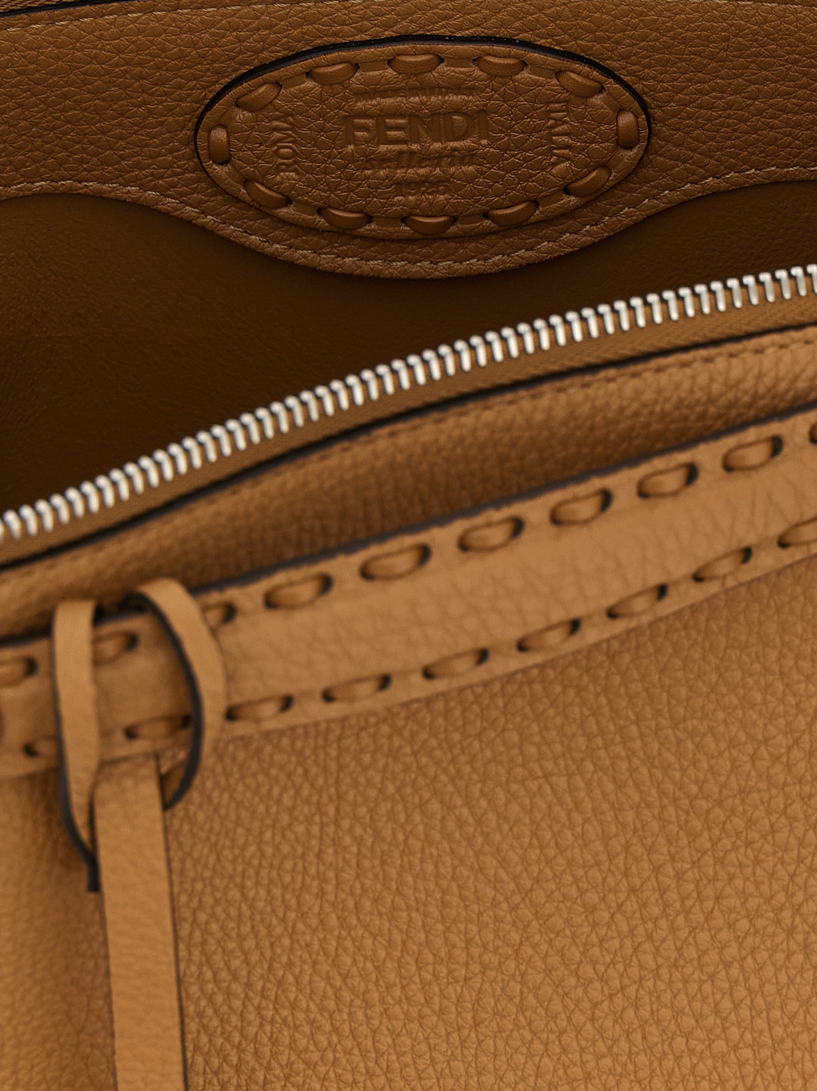 FENDI - FENDI - ’By The Way Selleria Medium’ handbag - Women’s Bags