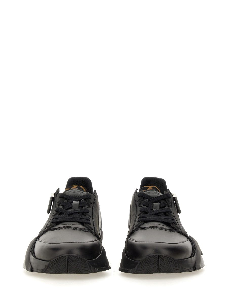Fendi Men's Fendi Flow Sneaker Black