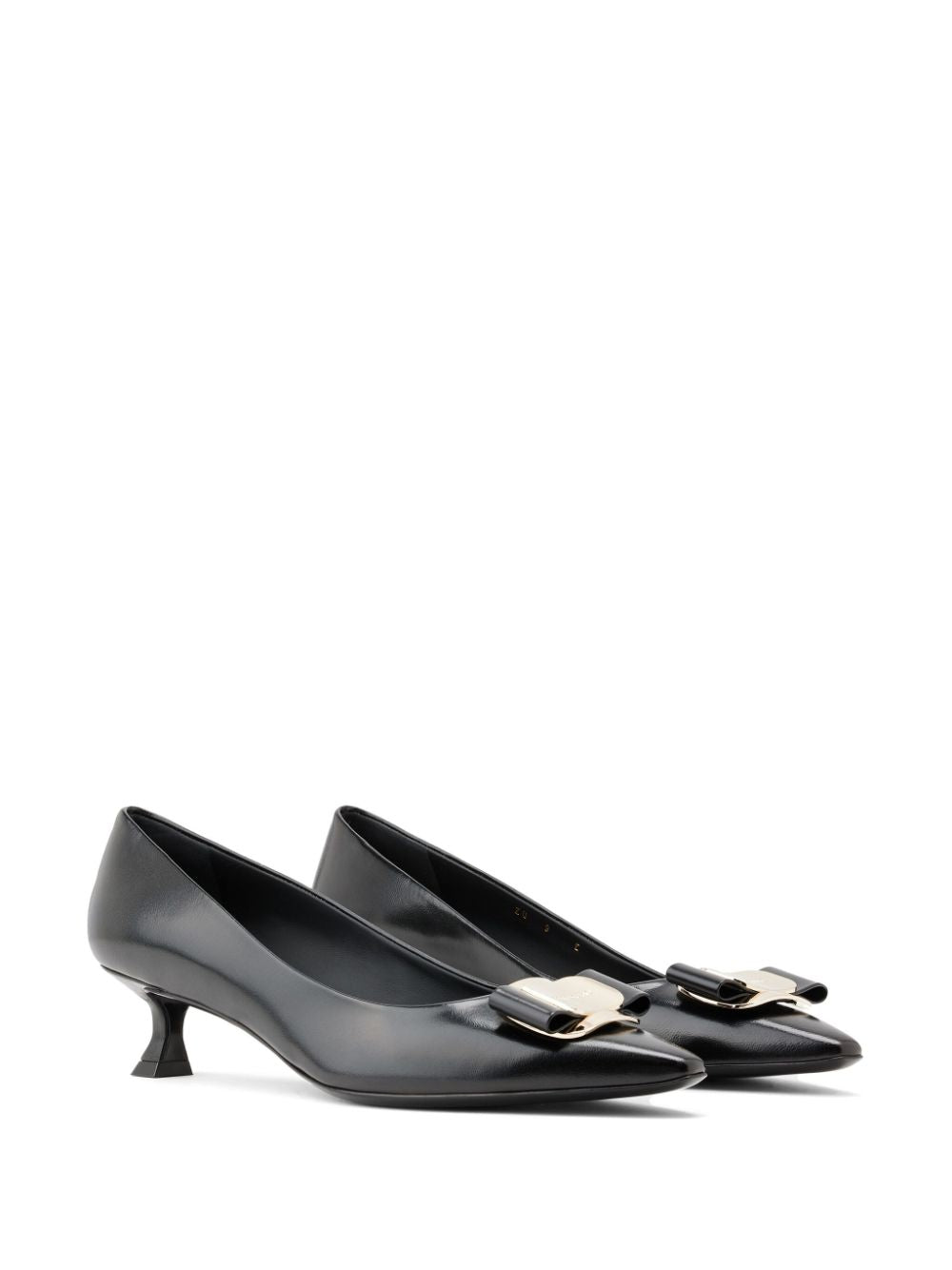 Ferragamo - Ferragamo New Vara leather pumps - High Heel