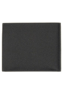 Ferragamo men’s Gancini wallet black made of textured leather with a subtle grain pattern