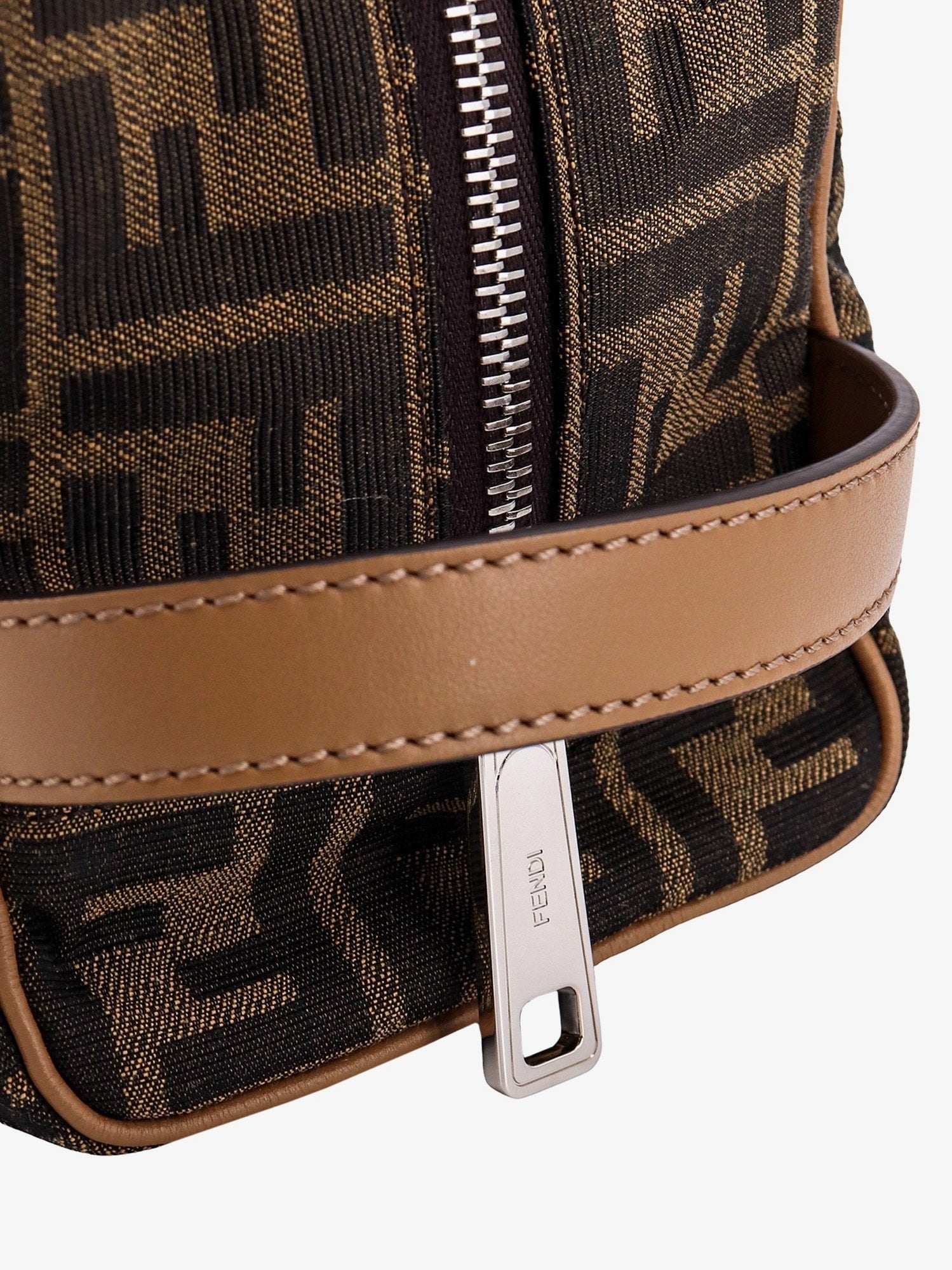 Fendi Men's FF Jacquard Fabric Medium Beauty Case Beige