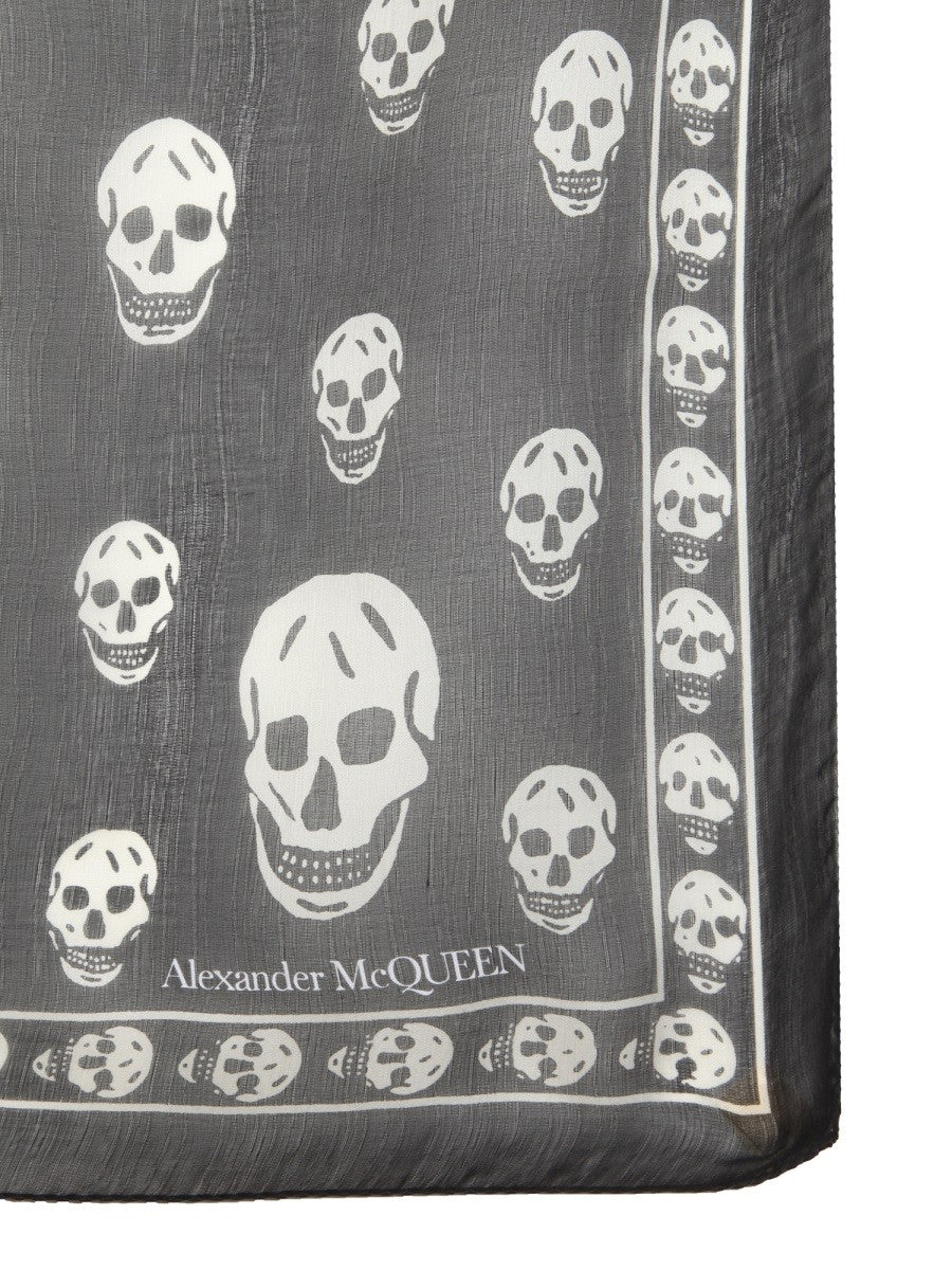 Alexander McQueen Women's Foulard Skull Classico Black