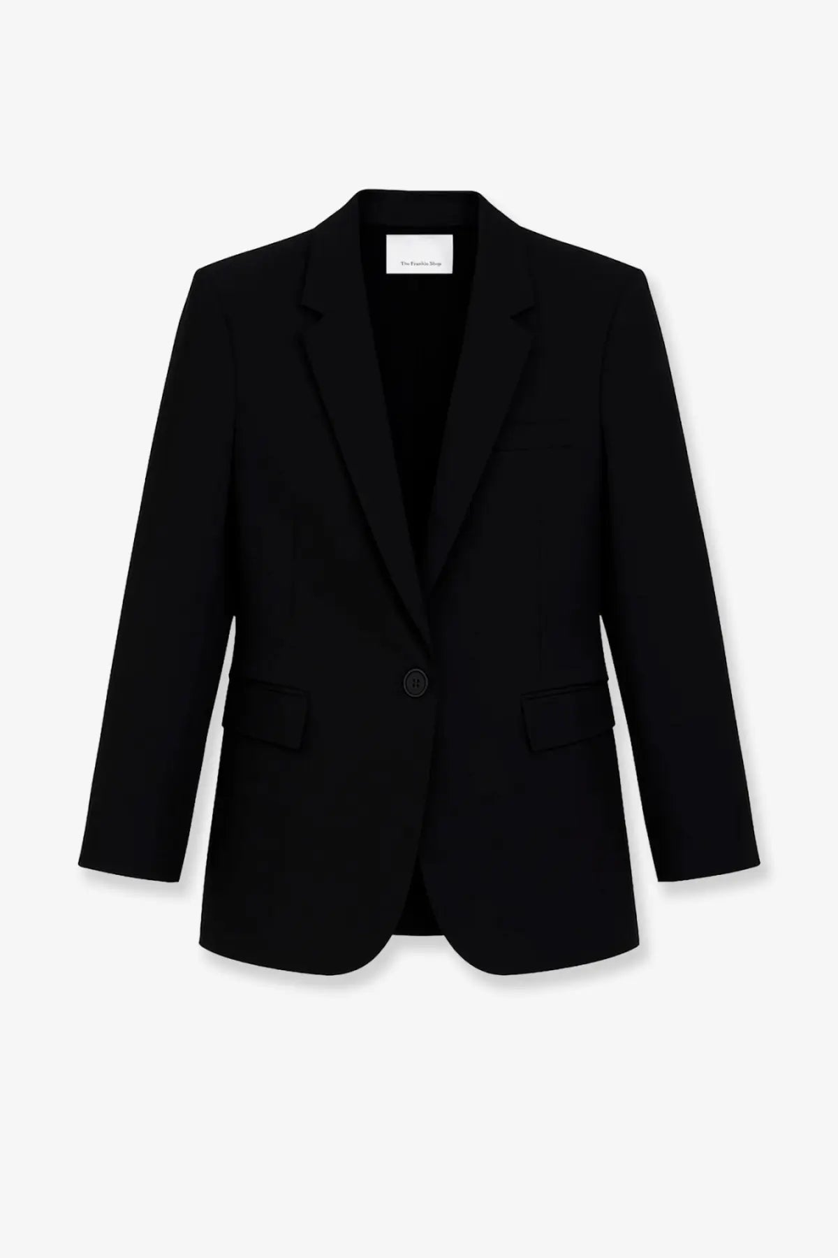 The Frankie Shop women’s Amelia tailored black blazer features a single button closure and flap pockets