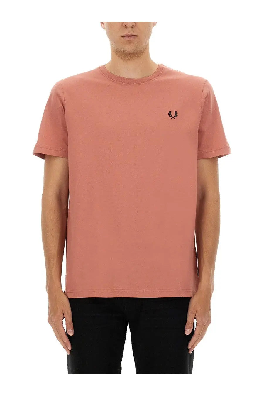 Fred Perry men’s cotton t-shirt in soft rose with a classic round neck and black embroidered laurel wreath logo
