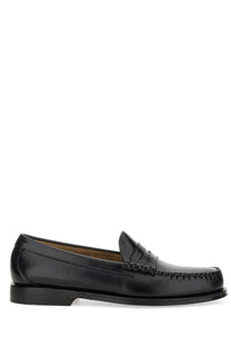 G H Bass men’s mocassino weejun heritage larson black leather penny loafer with polished finish and stitched detailing