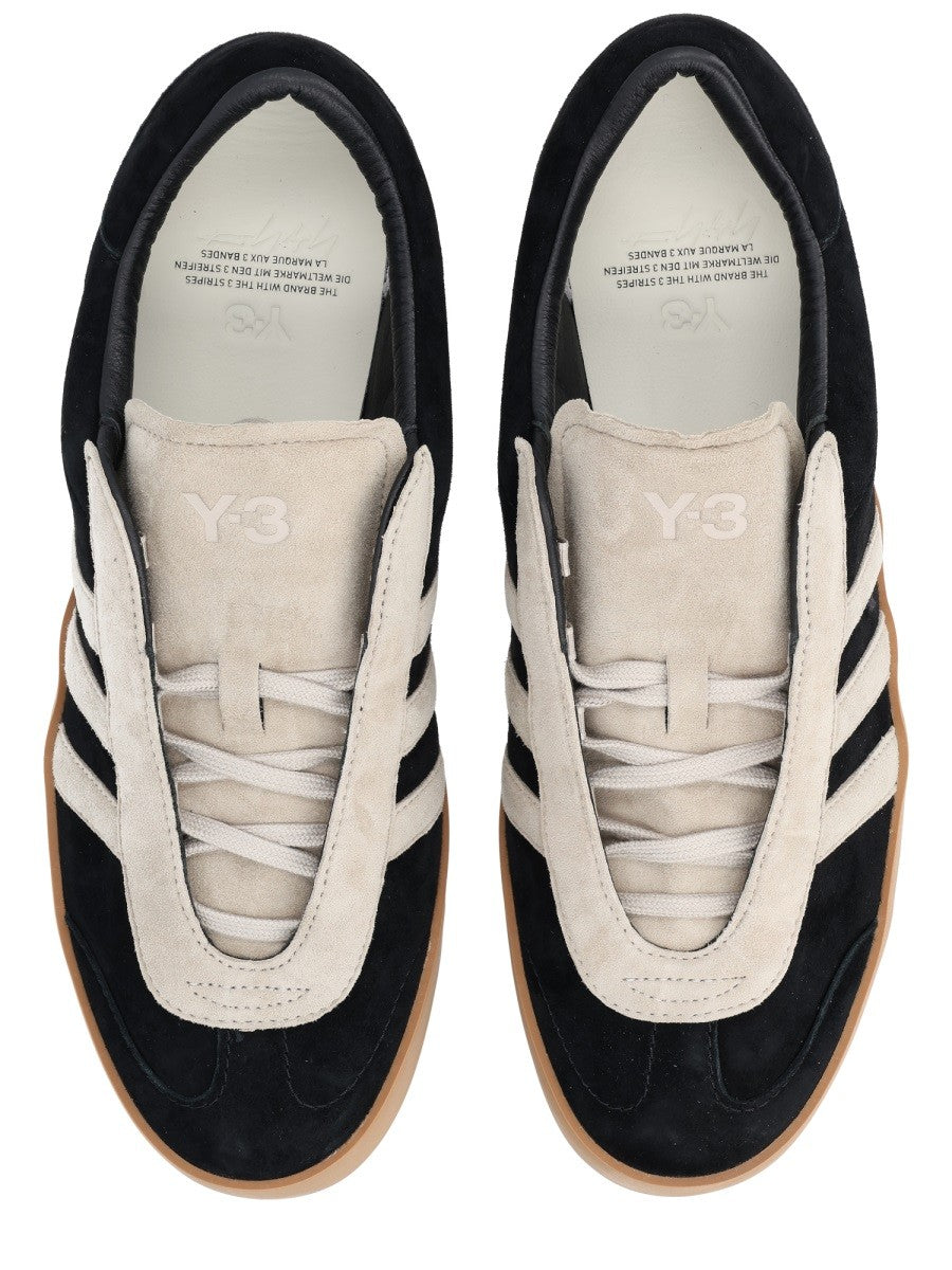 Y-3 Unisex Gazelle Sneaker Black