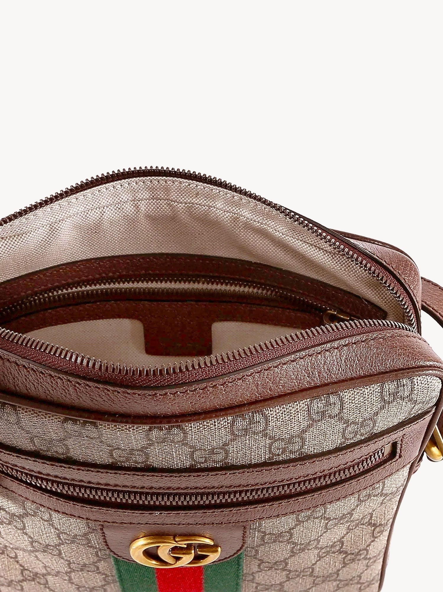 Gg Supreme Fabric And Leather Shoulder Bag With Iconic Web Band