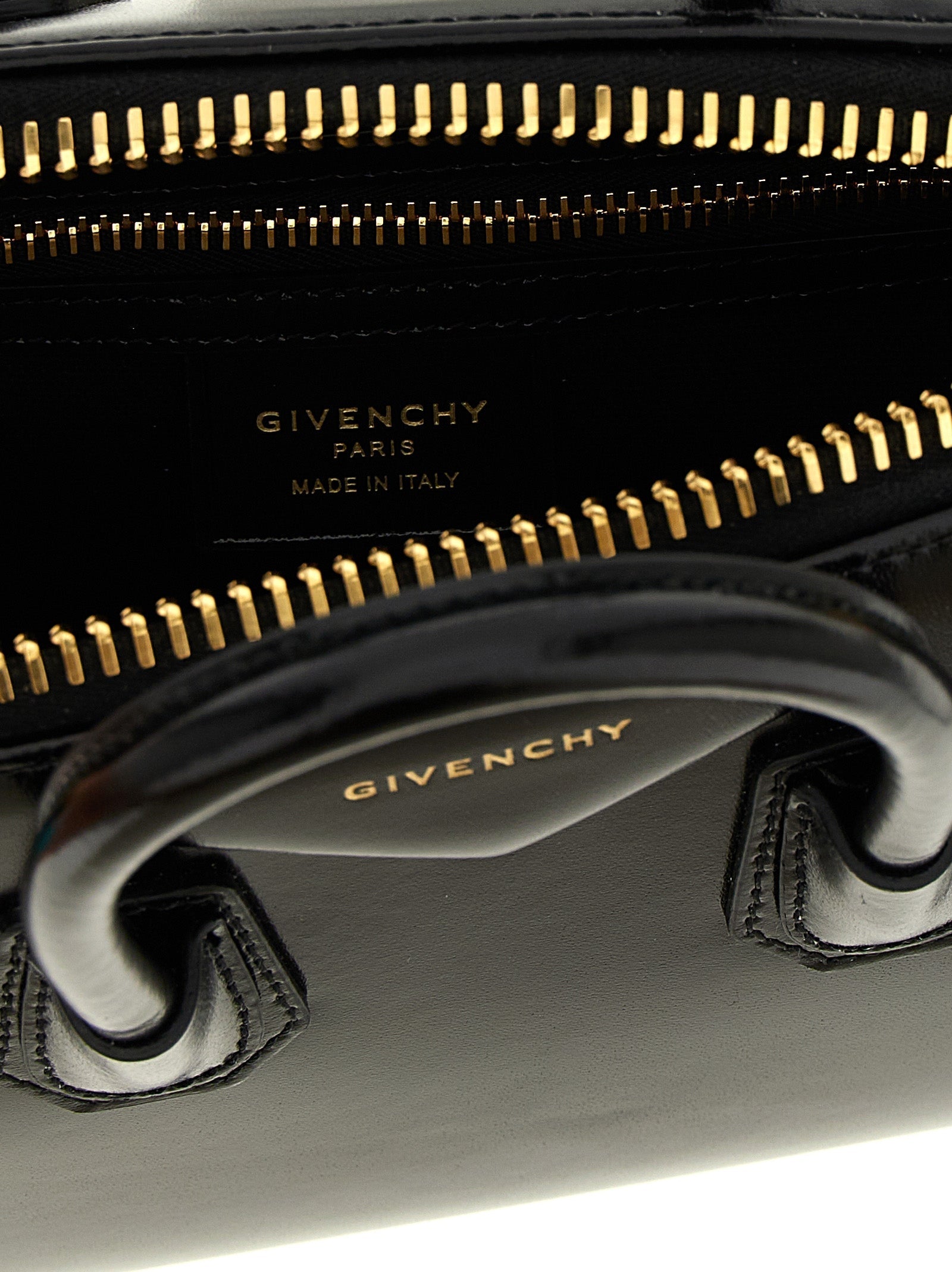 GIVENCHY - GIVENCHY - ’Antigona’ mini handbag - Women’s Bags