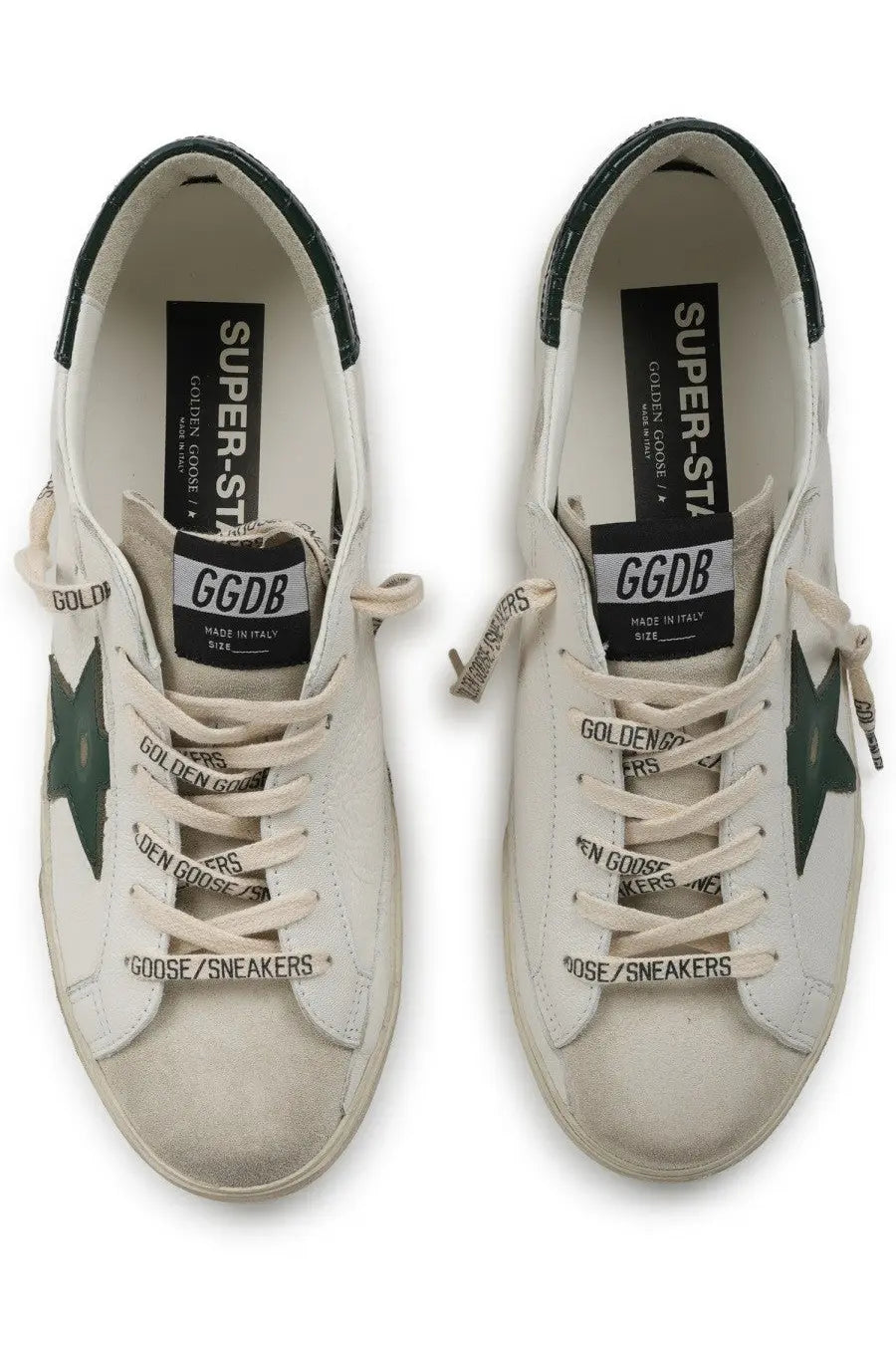Golden Goose men’s sneaker superstar white leather sneakers with dark green star accents and black branding details