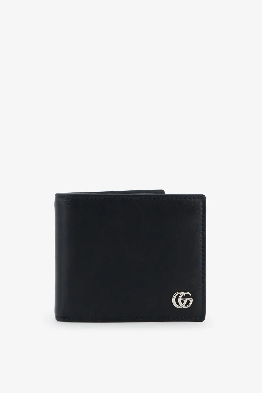 Black leather gucci men’s gg marmont bi fold wallet with silver-toned interlocking gg logo emblem on front