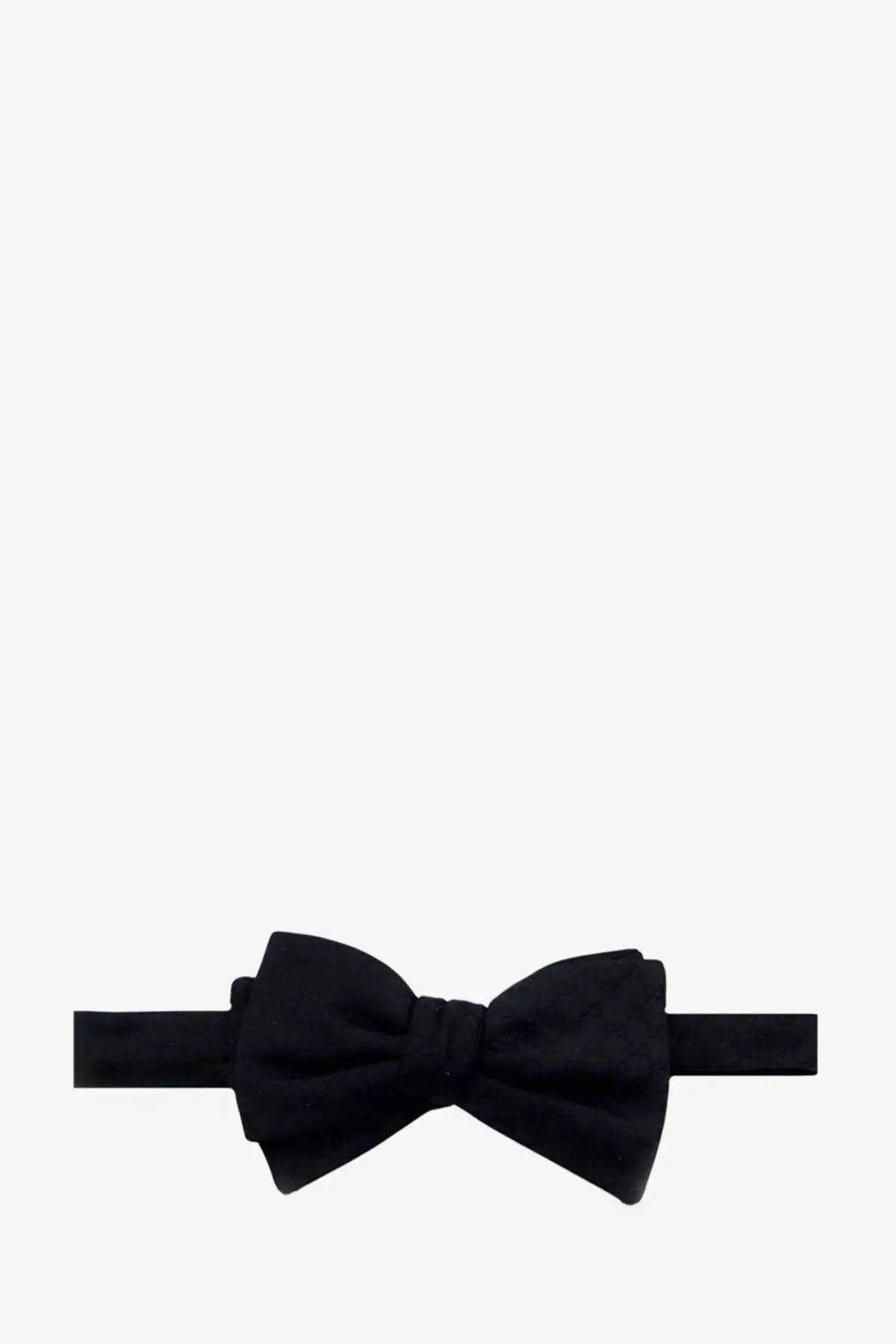 Gucci men’s GG black silk bow tie with classic symmetrical knot and smooth satin finish