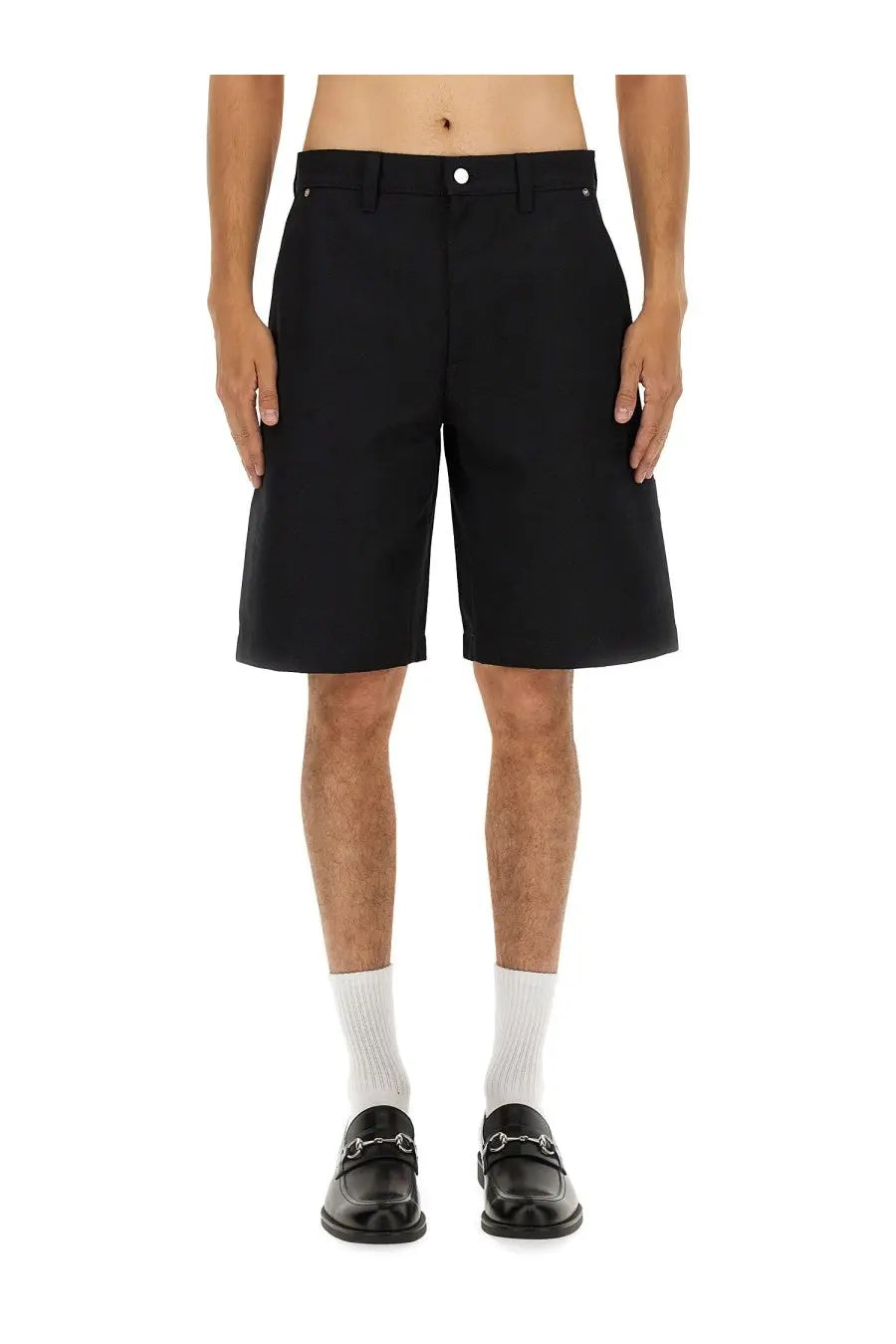 Gucci men’s black cotton shorts with classic tailored fit and silver-toned button closure in jacquard fabric