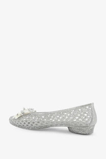 Heavenly jelly women’s glitter pvc ballerinas in silver with a silver glittery mesh and white floral embellishment