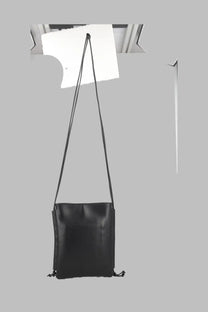 Hereu women’s borsa tracolla trena black leather crossbody bag with adjustable strap and drawstring closure