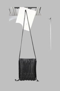 Hereu women’s borsa tracolla trena black woven leather crossbody bag with structured rectangular body and adjustable strap
