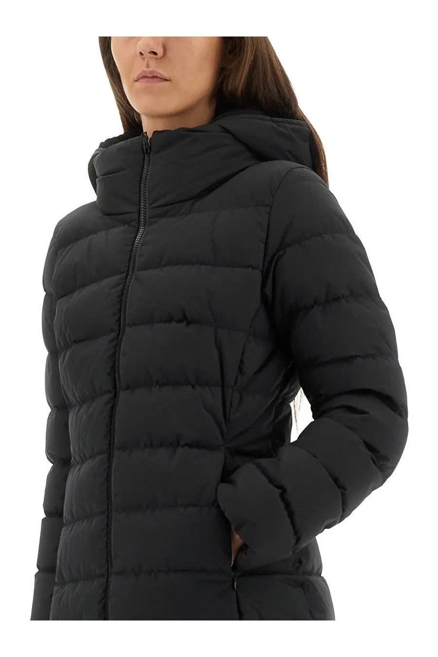 Herno women’s black quilted puffer jacket with hood and front zipper windstopper parka two layer design