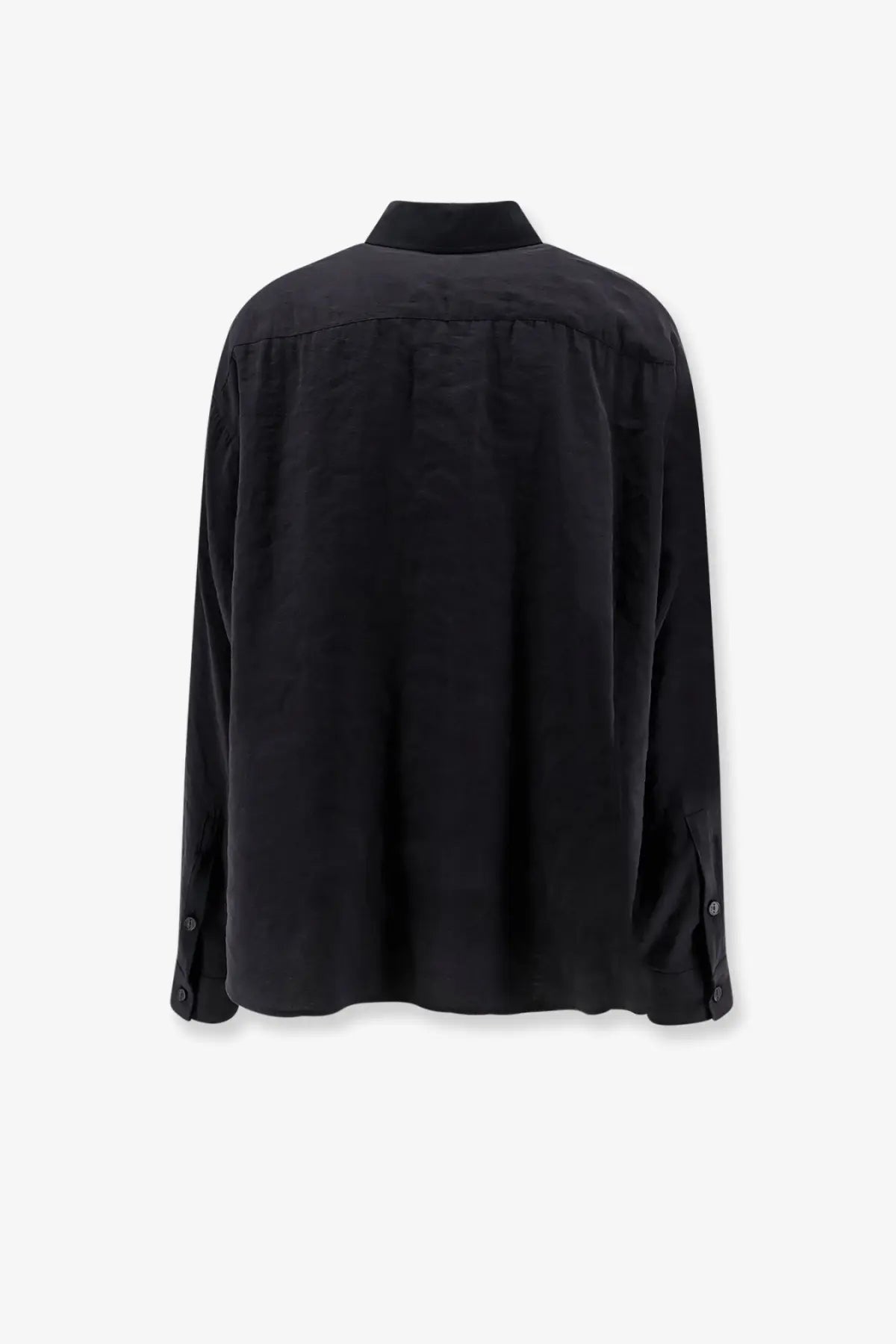 Hevò men’s Arpinova black long-sleeved button-up shirt with subtle sheen and structured collar in modal blend