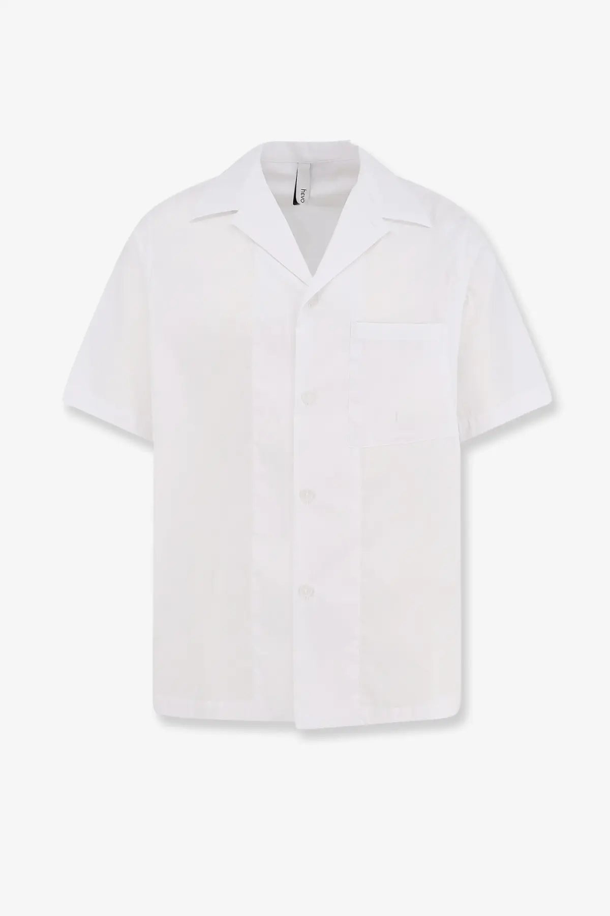 Hevò men’s white cotton blend short-sleeved shirt with classic collar and chest pocket front view