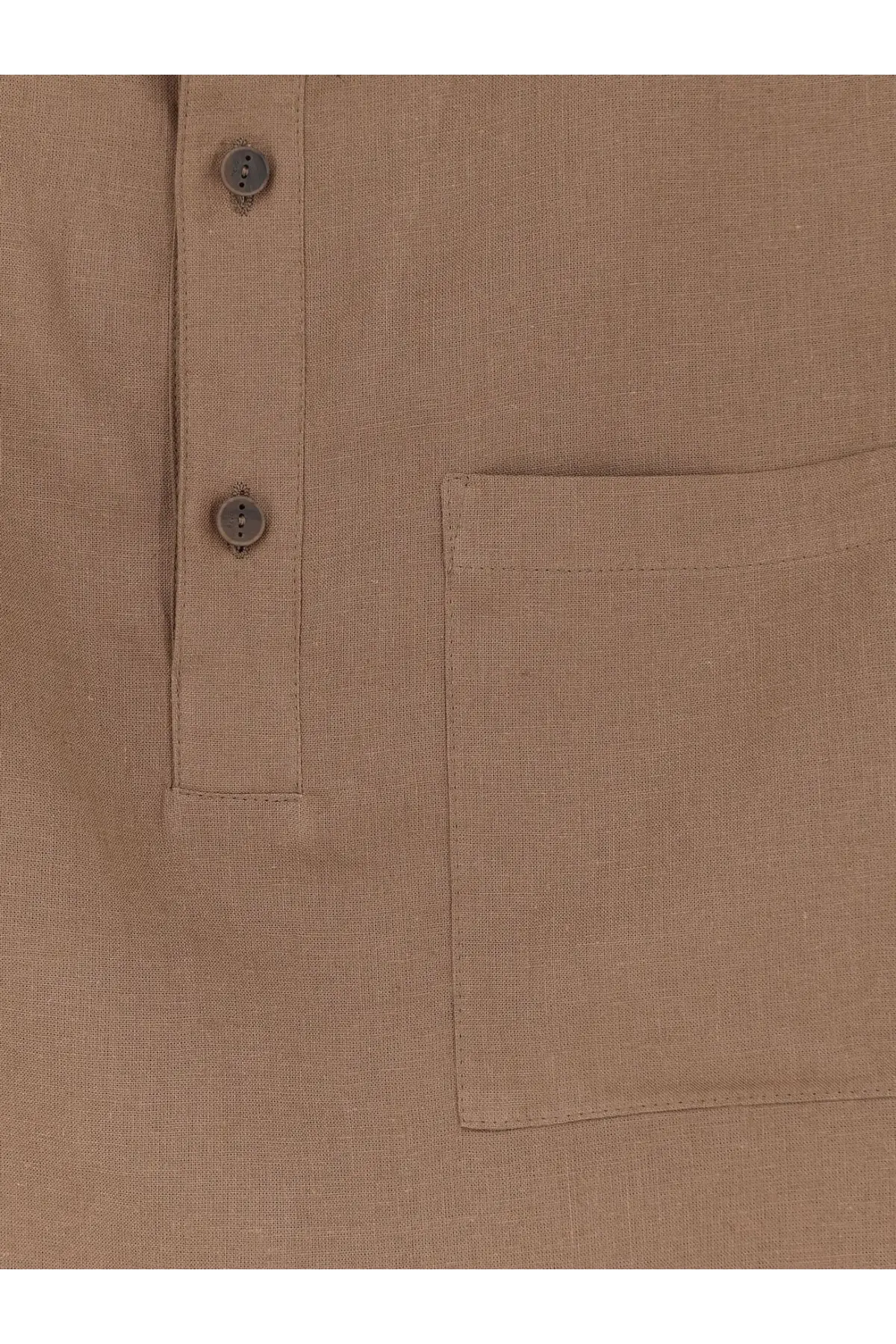 Hevò men’s montursi beige linen and viscose button-up shirt with two dark gray buttons and single chest pocket