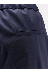Hevò men’s torre chianca wool blend trousers in dark navy blue with smooth texture and stitched front pocket