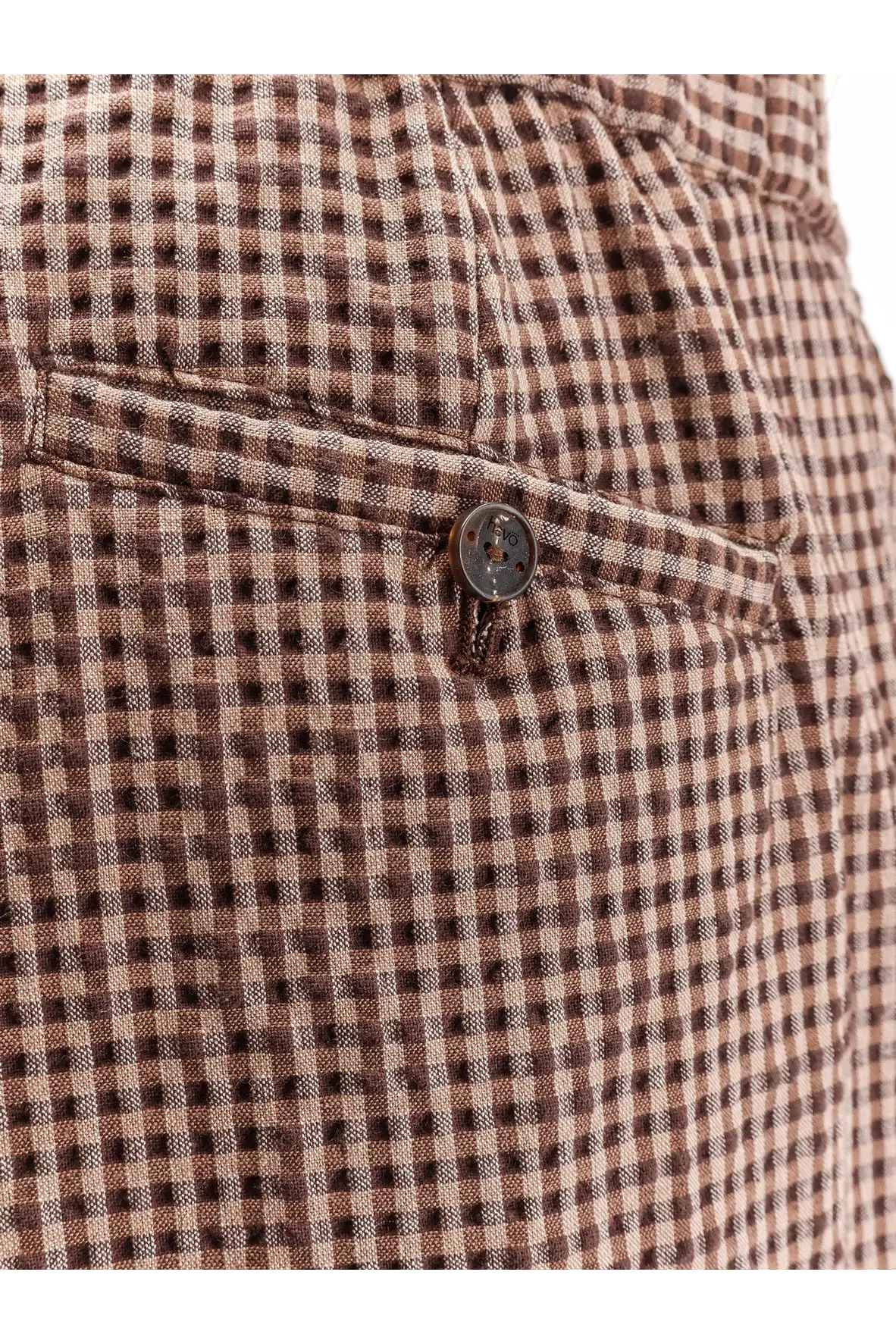 Hevò men’s torre lapillo checked chino shorts in beige and brown with a dark brown button detail