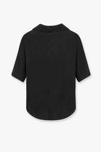Hevò women’s novoli black short-sleeved modal blend shirt with collar and curved hem displayed from front