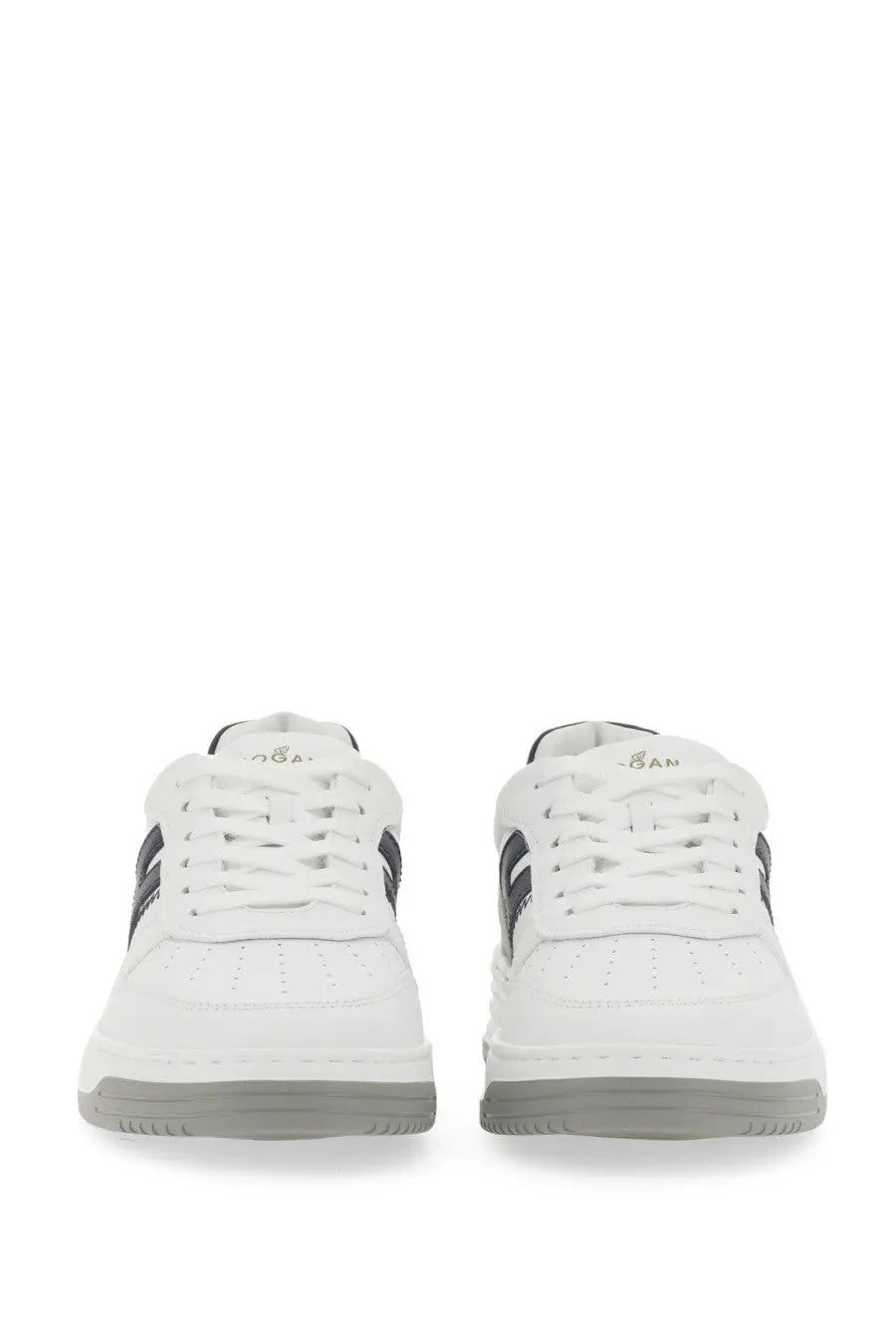 Hogan men’s sneaker h630 in white low-top leather with black side stripes and gray rubber sole for casual wear
