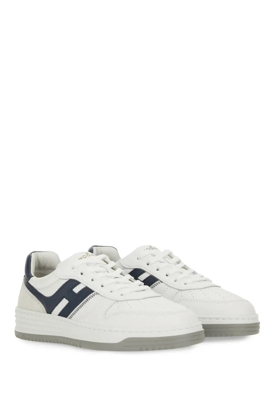 Hogan men’s sneaker h630 multicolor white with navy blue accents and textured rubber sole visible from the back