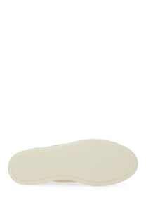 Cream-colored rubber sole with smooth slightly textured surface and rounded edges on men’s hogan tv sneaker white