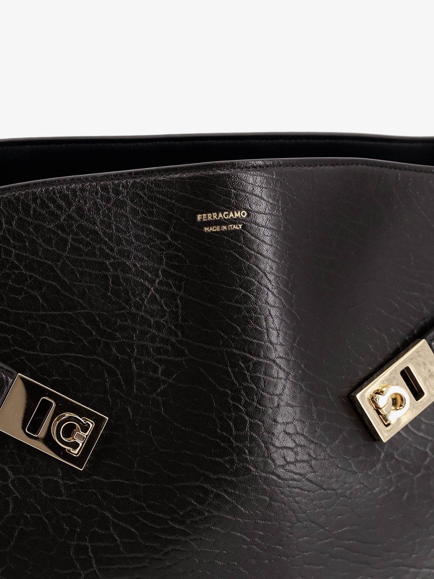 Ferragamo Women's Hug Leather Shoulder Bag Black