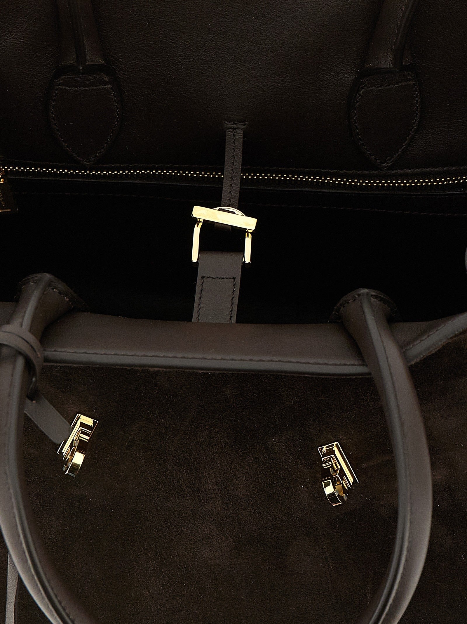 Ferragamo Hug Th ( ) Handbag Brown