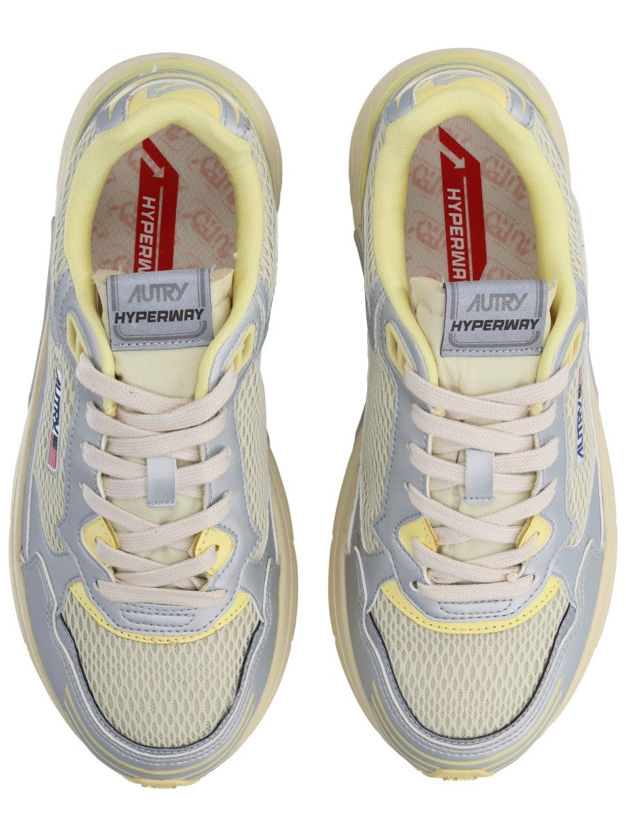 AUTRY Women's Hyperway Sneaker Multicolor