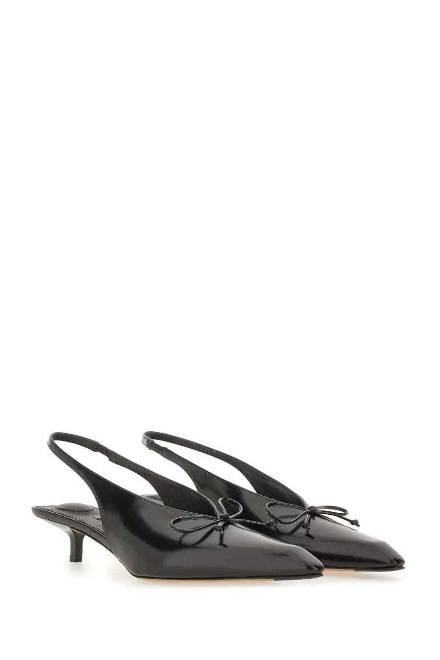 Jacquemus women’s the cubisto slingbacks black patent leather pumps with pointed toe and delicate bow detail
