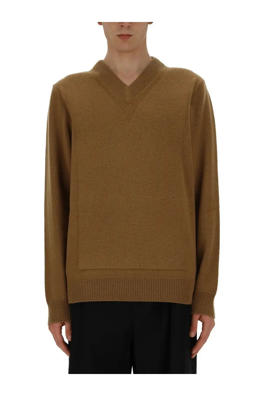 Jil Sander men’s beige camel-colored v-neck sweater with long sleeves and ribbed hem and cuffs