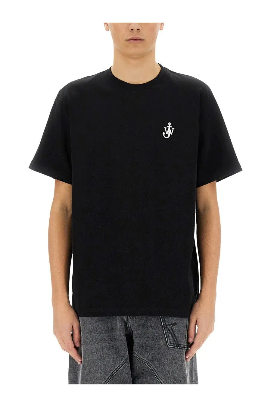 Jw Anderson men’s black short-sleeved cotton t-shirt with small white embroidered anchor logo on left chest