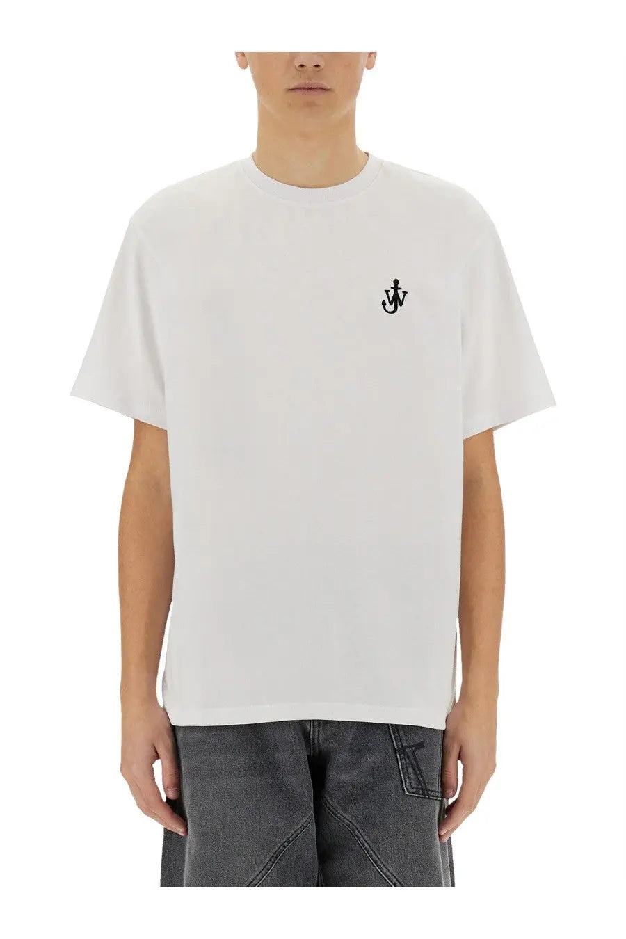 Jw anderson men’s white crew-neck cotton t-shirt with small black embroidered anchor logo on left chest