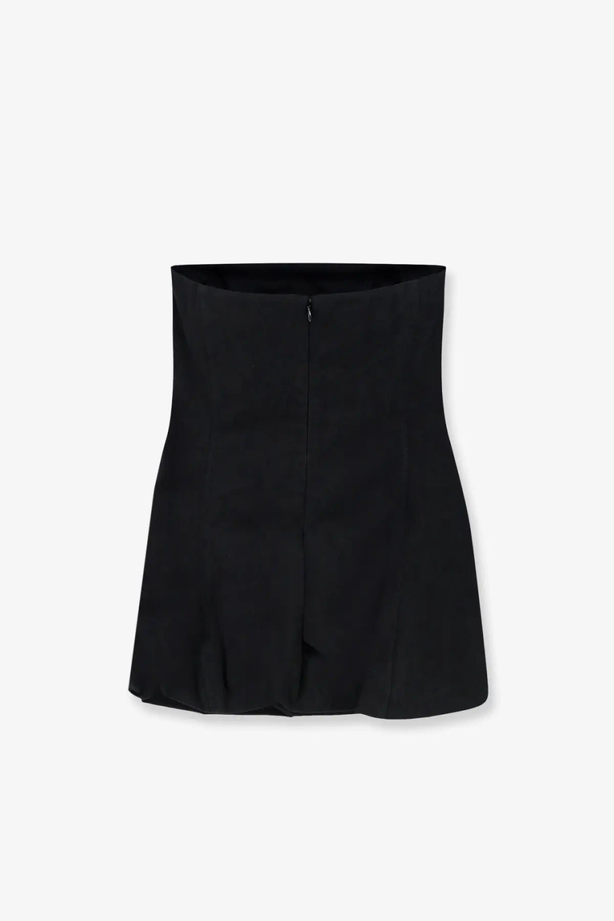 Black high-waisted pleated mini skirt with central zipper closure paired with lamrons cotton and silk blend top black