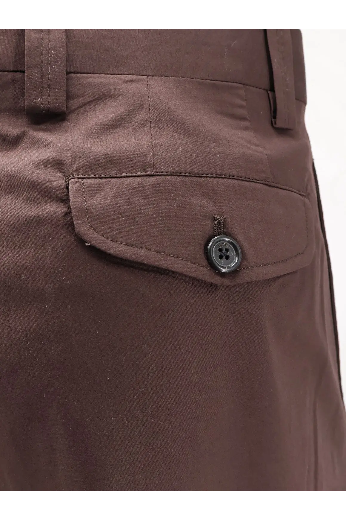 Laneus men’s cotton blend brown chino pants with a dark gray button on the front pocket