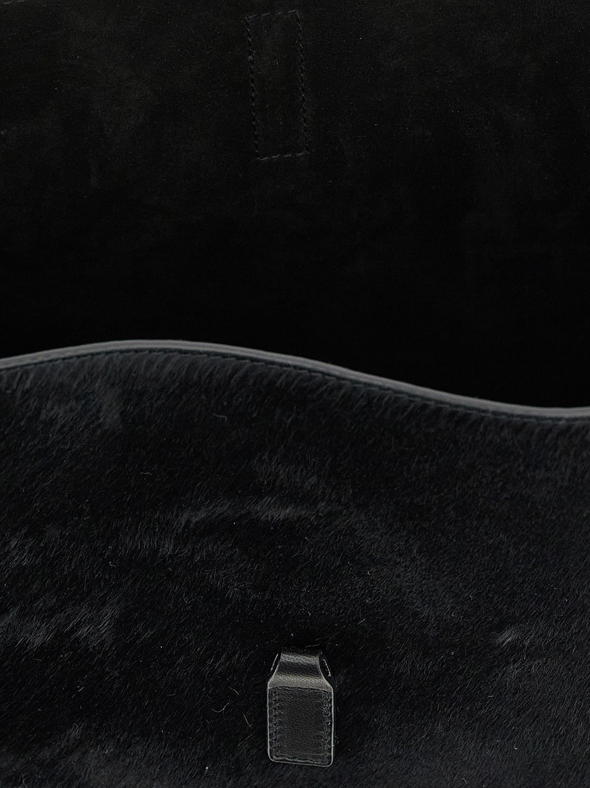Saint Laurent Le À Small Shoulder Bag Black, view 4