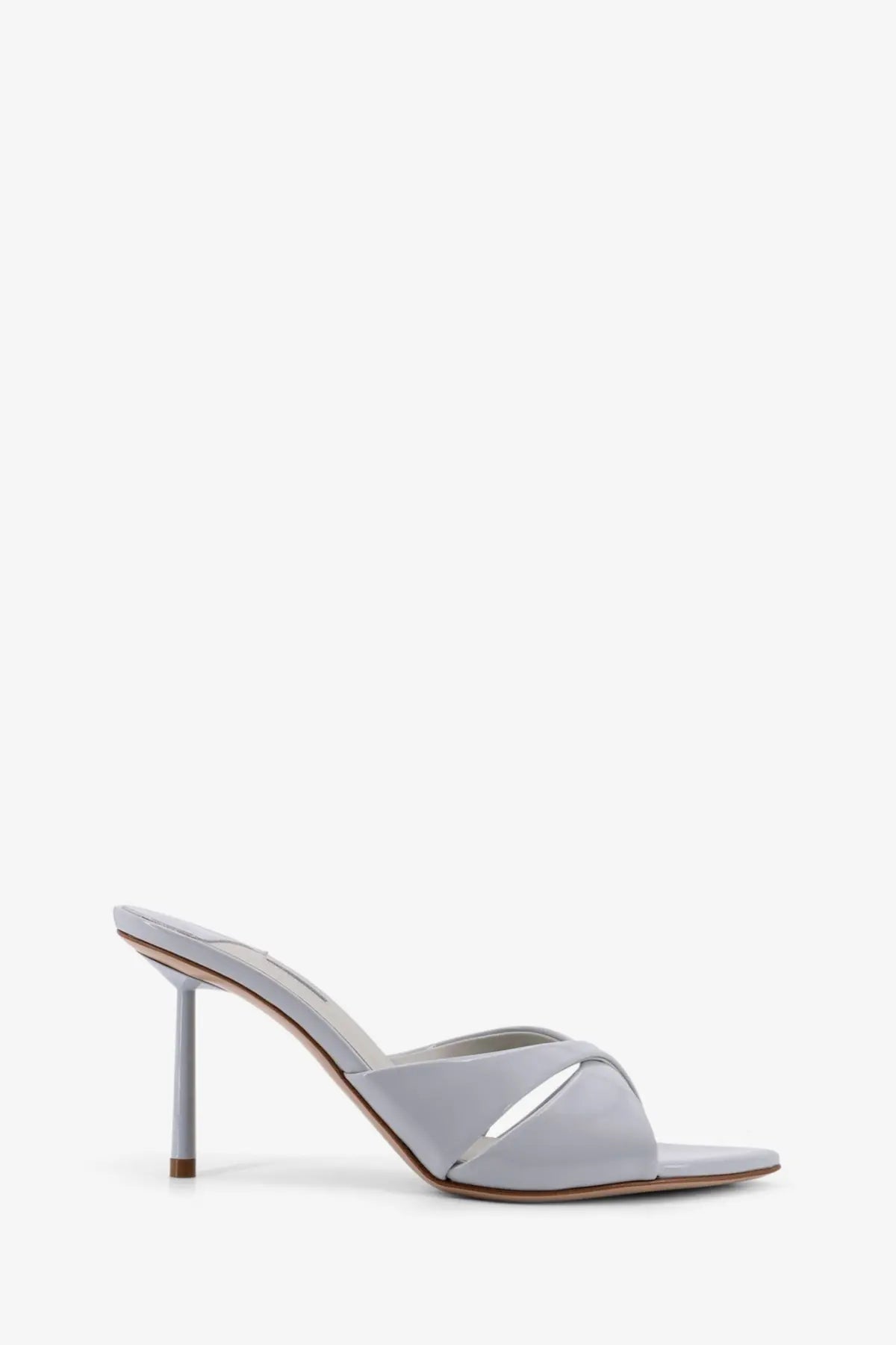 Le silla women’s shirley patent leather sandals halo in light gray satin with a sleek minimalist design and slender heel