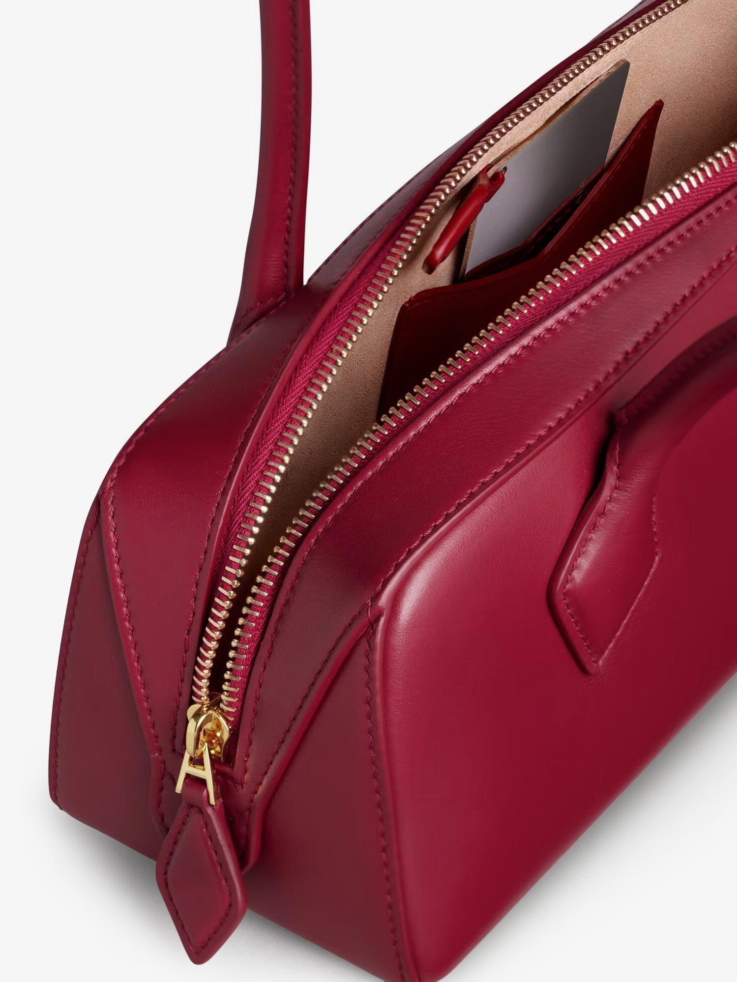 ALAÏA Women's Le Teckel Leather Shoulder Bag Red