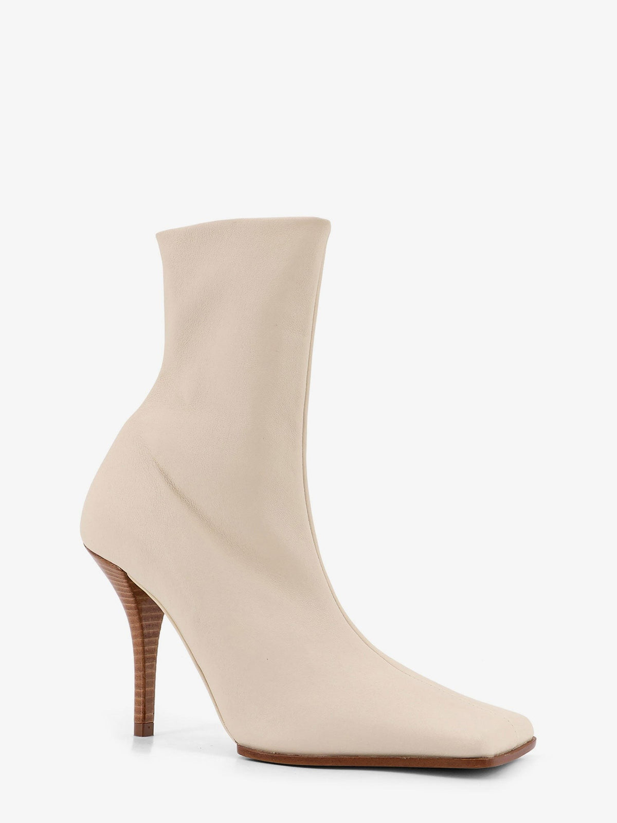 ALAÏA Women's Leather Boots Beige, view 3