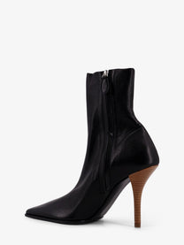 ALAÏA Women's Leather Boots Black