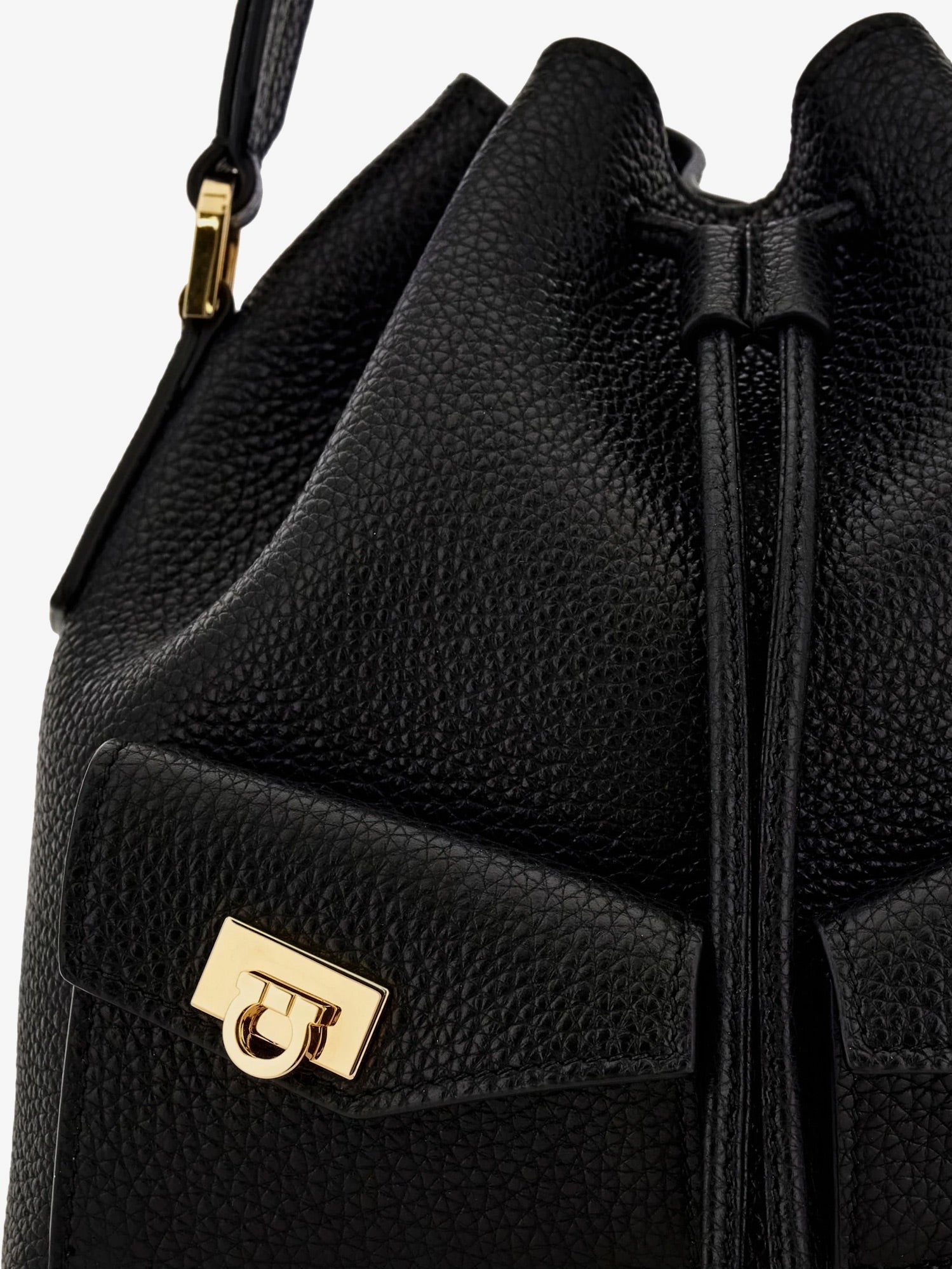 Ferragamo Women's Leather Bucket Bag Black